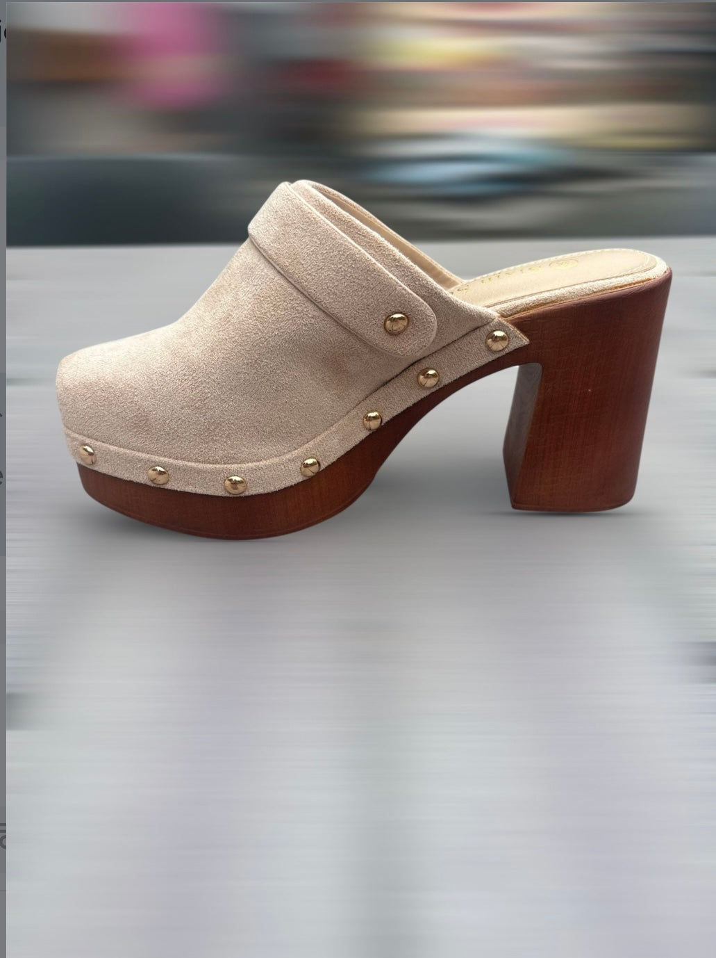 FG30 Sabot Beige Semelle Bois Vernis Marron Foncé Style Rétro Chic Clous Dorés Doublure Simili-Cuir Confort Vintage