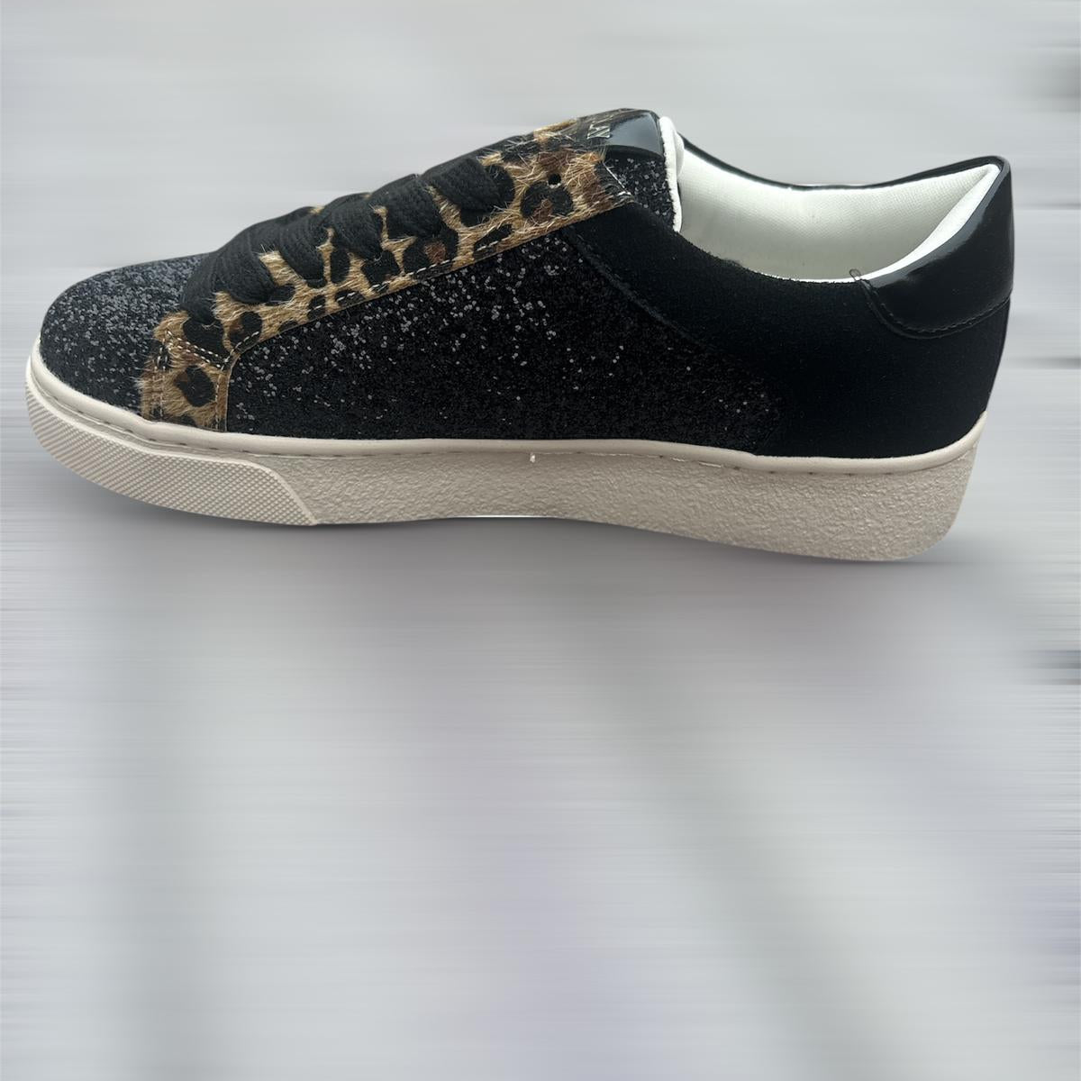 FY1072 BASKET NOIRE PAILLETÉE