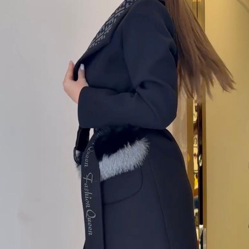 POPUP TATU MANTEAU TRÈS CHIC