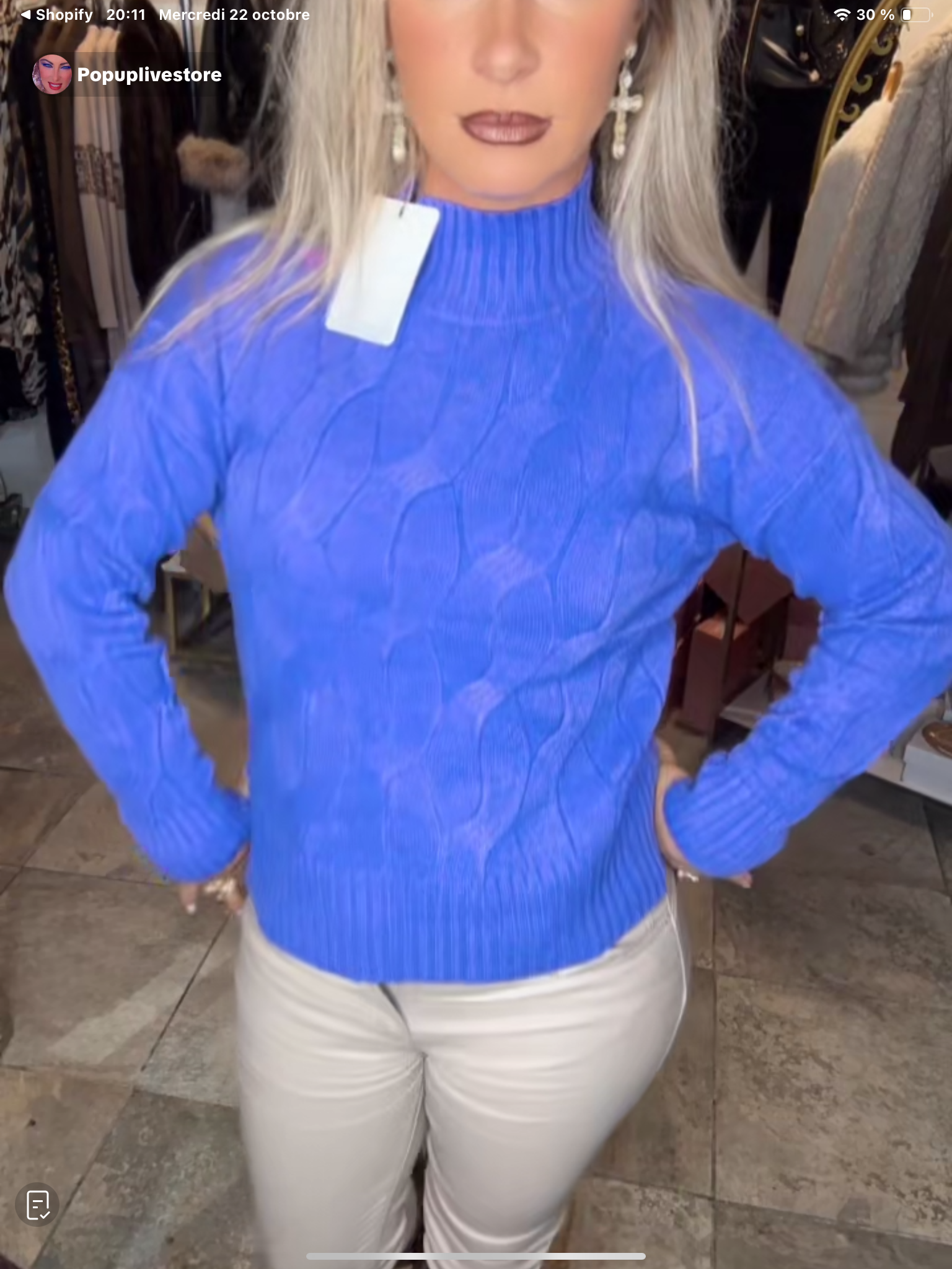 POPUP 23967 PULL CHAUD COL MONTANT MOTIF SUR LE DEVANT