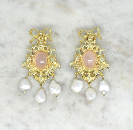 NIIKI 1430 Baroquea deux pièces indépendantes boucles d oreilles ou collier ( pierre de lunes)Tout les bijoux NIIKI en rupture peuvent être en précommande dans un délai de 15 jours ouvrables voir en privé avec Laetitia .