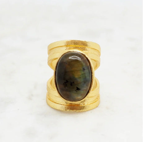 457NIIKI PARIS Luna bague originale labradorite Tout les bijoux NIIKI indisponibles sont en précommande dans un délai de 15 jours ouvrables voir en privé avec Laetitia .