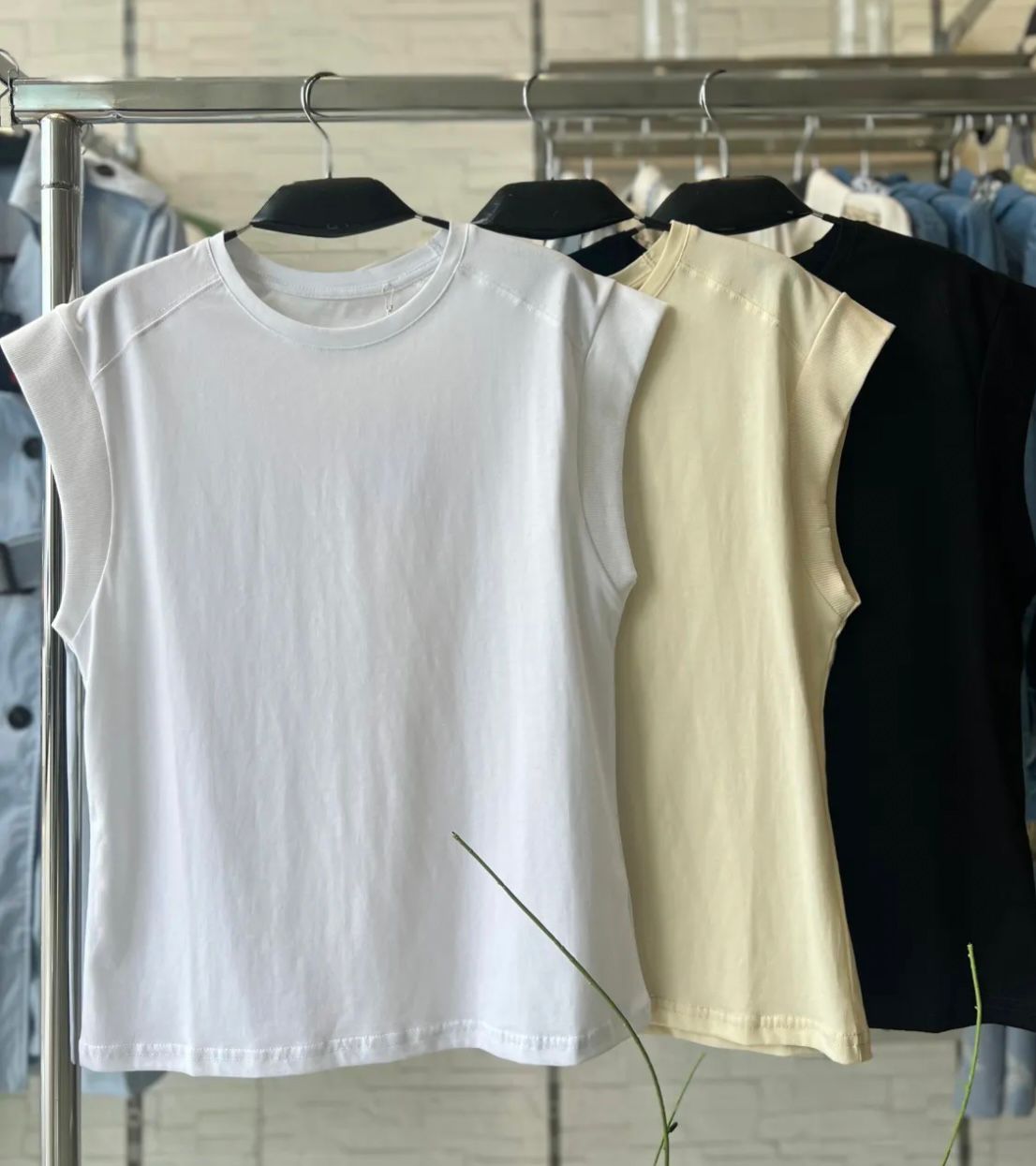 POPUP 182 T-SHIRT SANS MANCHE