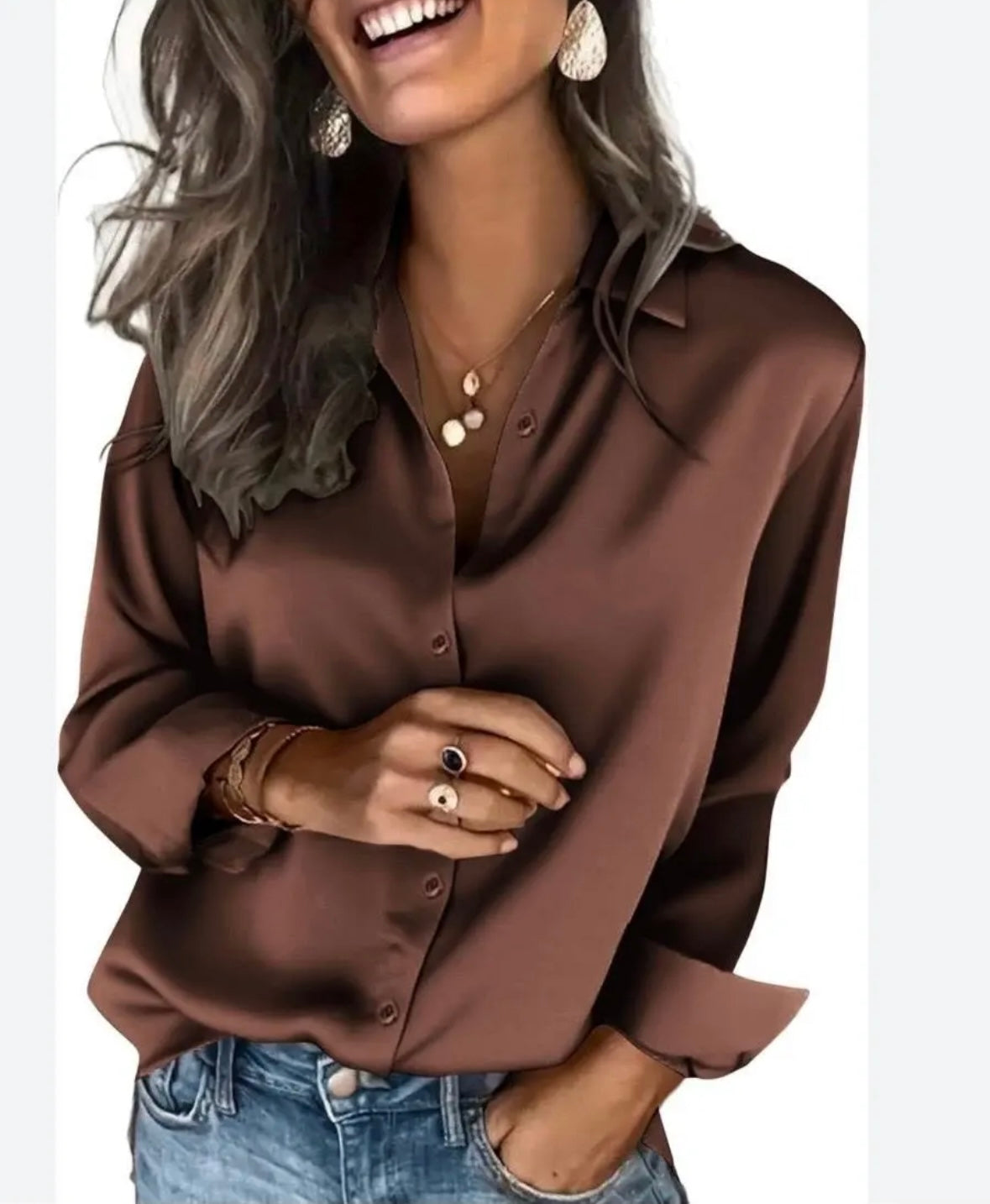 326023 Chemise Satin Chocolat en Tissu Effet Soie 35% Coton 65% Polyester Design Boutonné Confort Optimal Style Chic pour Look Élégant et Confortable