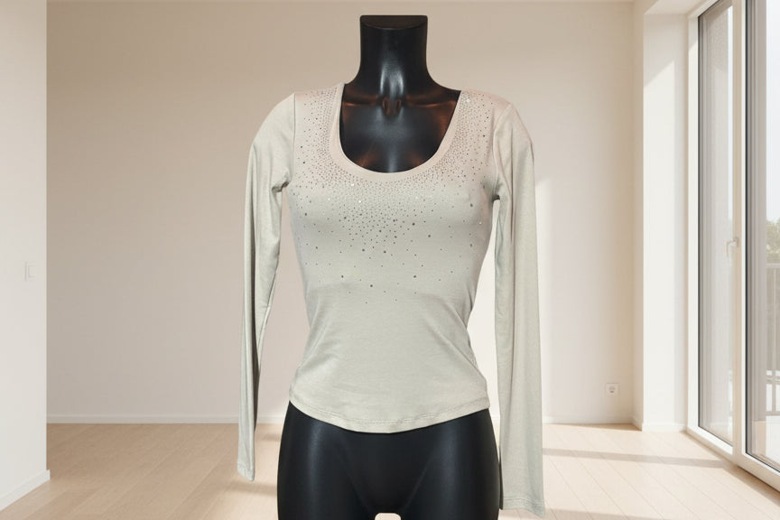 TOP 65458  col V rempli de strass pour look chic et moderne idéal pour occasions spéciales