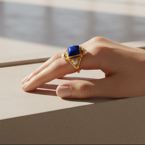 NIIKI PARIS NCR1406LP Bague sculpturale ajustable avec monture en laiton doré perle d&