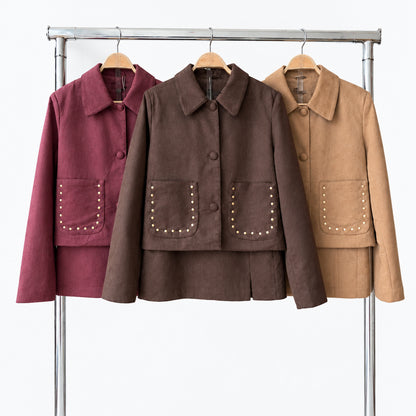 Élégance coordonnée TT3800 – Ensemble femme veste et jupe assorties en maille côtelée, coloris marron bordeaux ou camel, tenue deux pièces chic pour le quotidien et les sorties, tailles S/M 34-38 et M 36-40