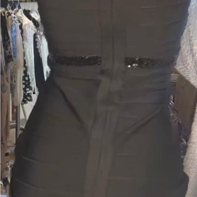 POPUP J03 ROBE GAINANTE ET ELEGANTE