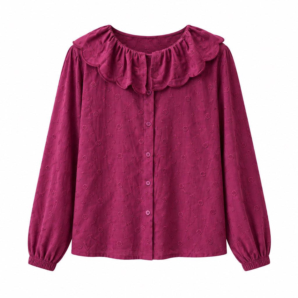 Chemisier romantique MH2678 – blouse femme à grand col Claudine festonné, tissu brodé ton sur ton et manches longues bouffantes, style chic vintage à associer à un jean ou un pantalon uni pour un look romantique et élégant