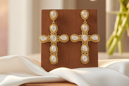 NIIKI PARIS CROIX FAITH COLLECTION NACRE : 12 croix. laiton doré à l&