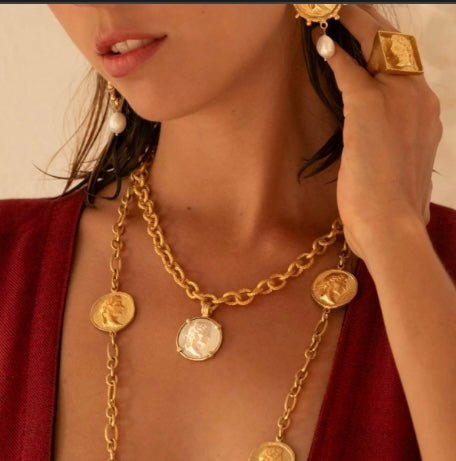 NIIKI 1389 ODYSSÉE COLLIER (ORNÉ DE MÉDAILLES GRAVÉES )