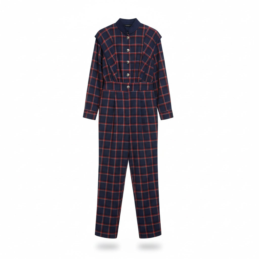 Combinaison tartan B10638 – combinaison pantalon femme bleu marine à carreaux bordeaux et moutarde, col montant boutonné, manches longues, taille ceinturée et poches latérales, style chic