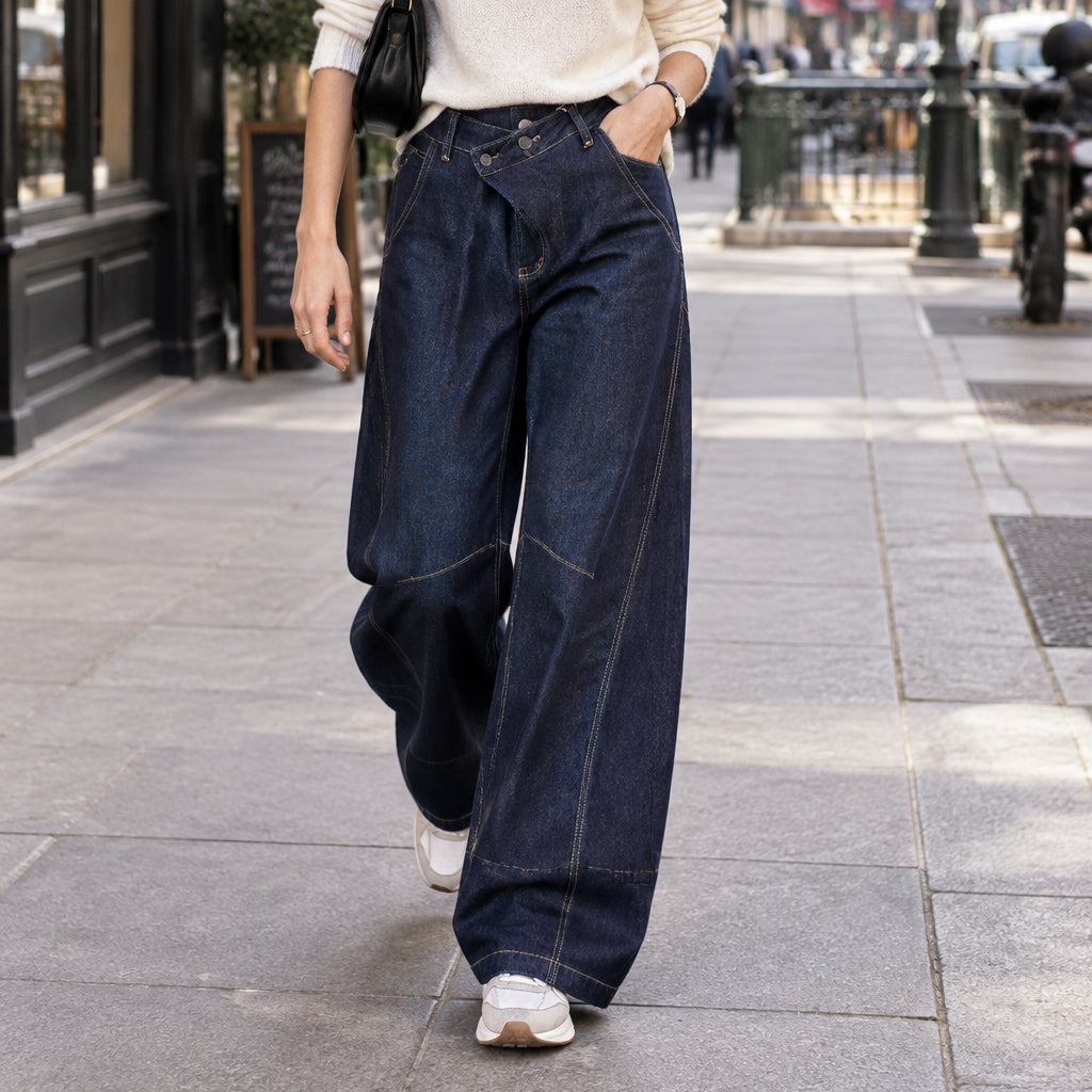 Jean barrel YW1587J – jean balloon femme en denim brut sombre, taille haute asymétrique croisée, jambes larges arrondies et surpiqûres contrastées, style streetwear chic pour le quotidien