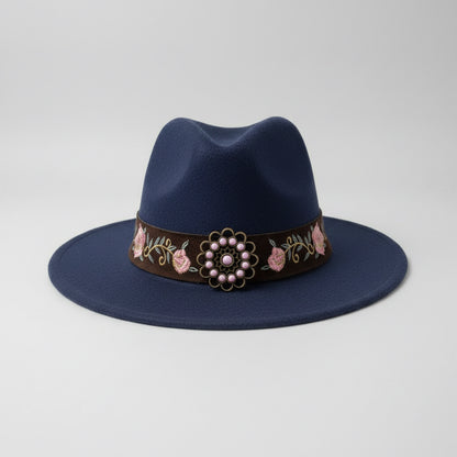 CHAPEAUX de cow-boy style western chic 902 et bohème avec bandeau brodé floral, médaillon central travaillé et finitions premium. l&