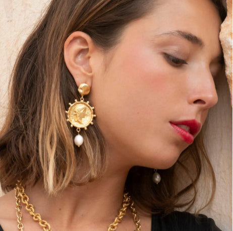 NIIKI 1411 POMPÉI BOUCLES D OREILLES (ORNÉS DE MEDAILLONS GRAVES)