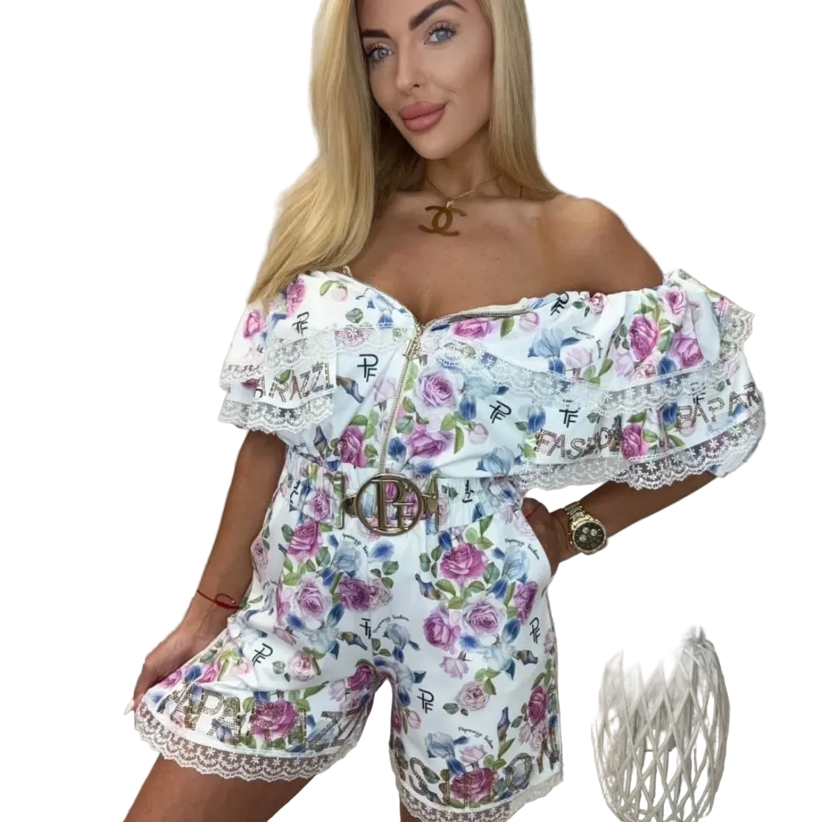 2276 PAPARAZZI Combinaison short 3 pièces bando ceinture et combinaison super matière très légères chic et élégante avec un joli motif fleuri