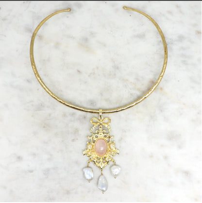 NIIKI 1431 COLLIER BAROQUEA ( PIERRE D EAU DOUCE )