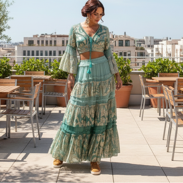 BOHEME CHIC ensemble 2 pièces TAILLE 36/40 PAP22 : crop top &amp; jupe longue à volants – imprimés dorés scintillants et finitions dentelle – 3 coloris d&