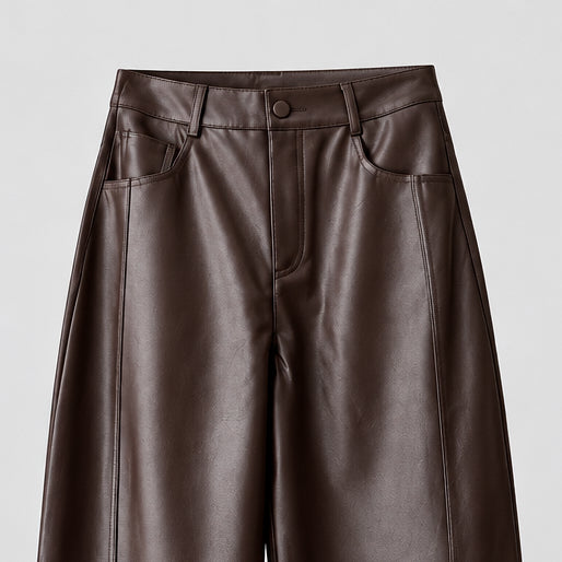 Pantalon chocolat MYX16426 – pantalon large femme en similicuir marron à taille haute, coupe droite ample, passants de ceinture et poches latérales, style chic à porter avec une blouse ou une veste courte pour une tenue de ville élégante