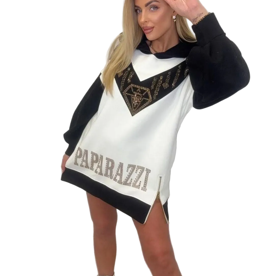 0065 PAPARAZZI robe, tunique, très bonne qualité en blanc et noir, ornée de strass dorés pour le logo de la marque matière sweet avec capuche ￼