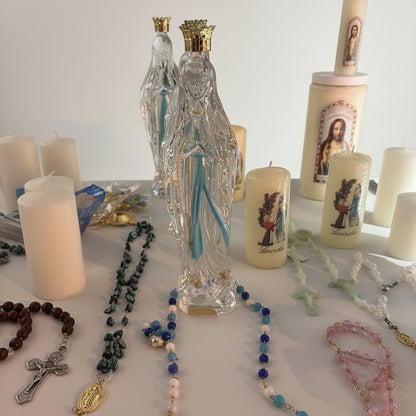 Bouteille sainte en verre forme de la vierge marie d’eau de lourdes authentique bénite par un prêtre et passée sous la grotte dévotion spirituelle sanctuaire sanctuaire pèlerinage souvenir religieux