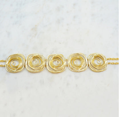 1027 NIIKI collier nuage en laiton recouvert d or (Boucles d’oreilles assorties)