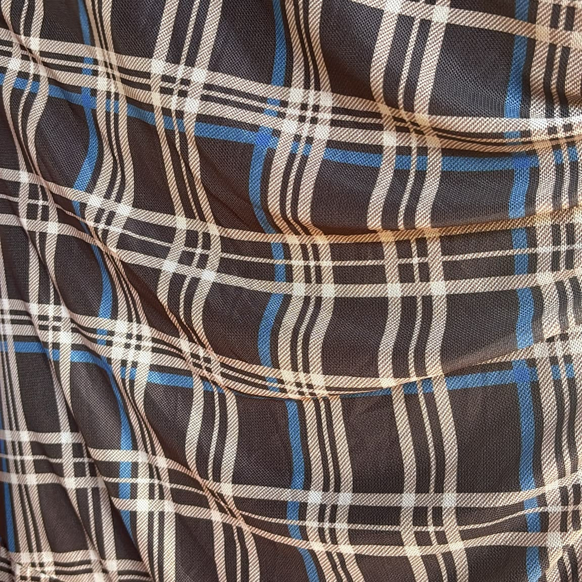 Robe tartan 11154 – robe femme à carreaux écossais bleu marine beige et rouge, manches longues, taille cintrée et jupe légèrement évasée, style élégant pour l&