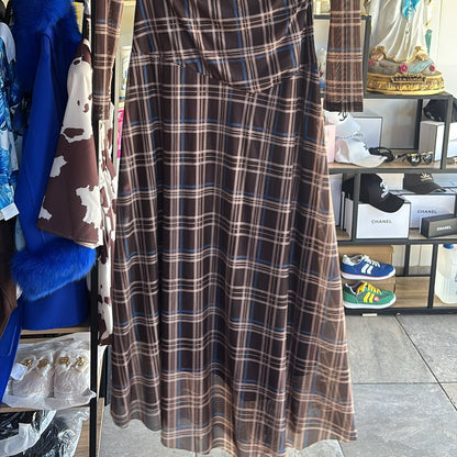 Robe tartan 11154 – robe femme à carreaux écossais bleu marine beige et rouge, manches longues, taille cintrée et jupe légèrement évasée, style élégant pour l&