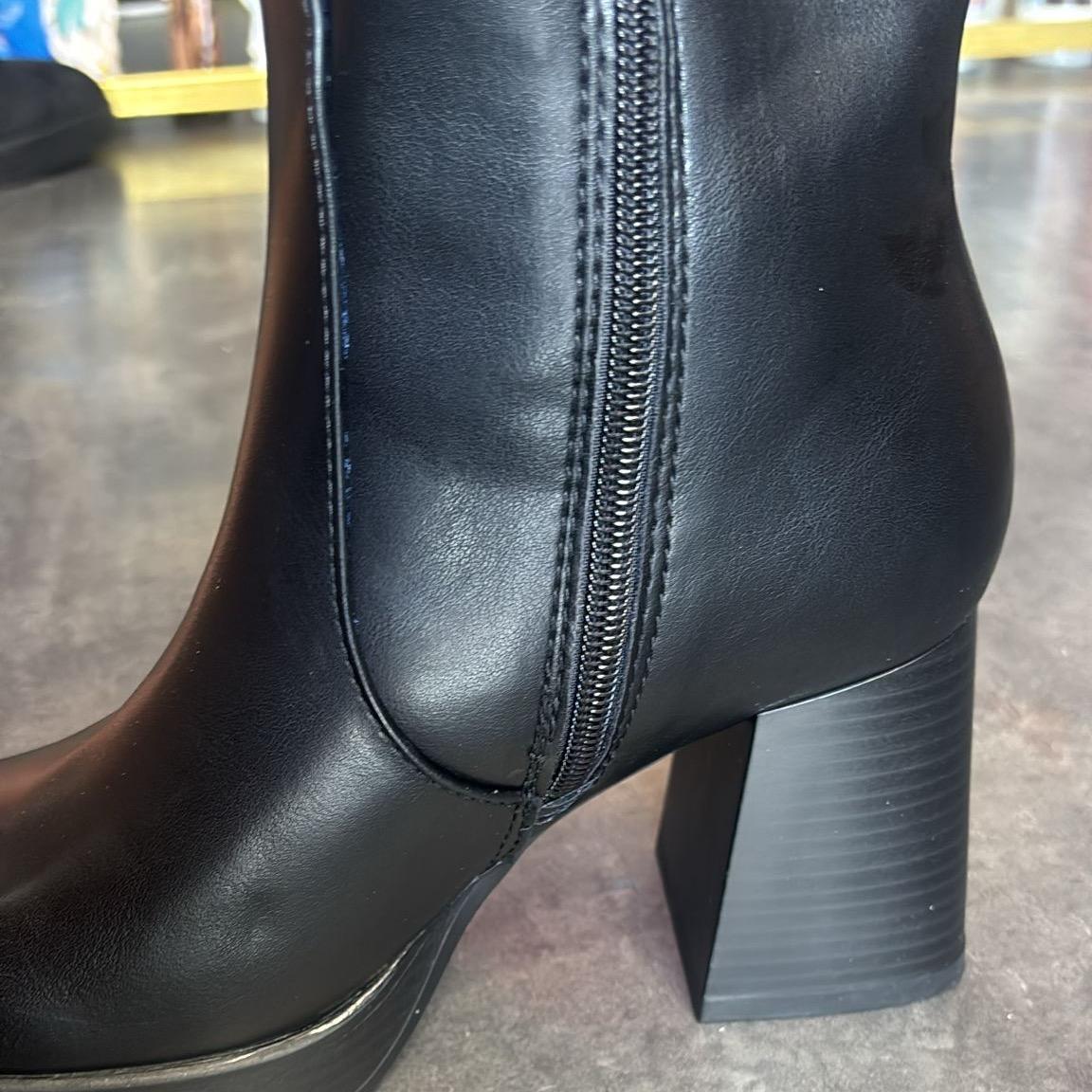 Bottes élégantes 9612 – bottes hautes en similicuir à talon épais