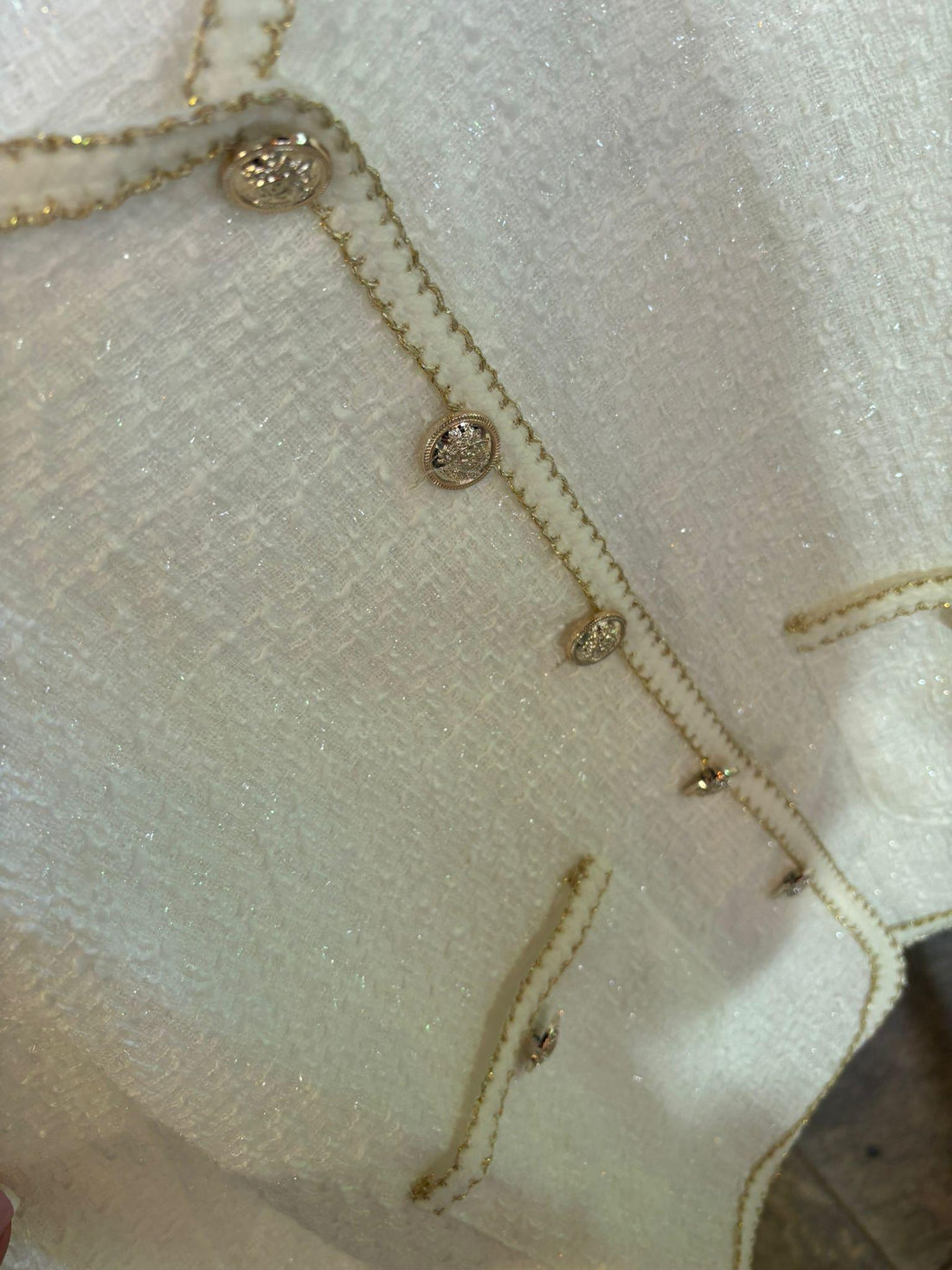 POPUP C.O.C.O VESTE LIZERE DORÉ