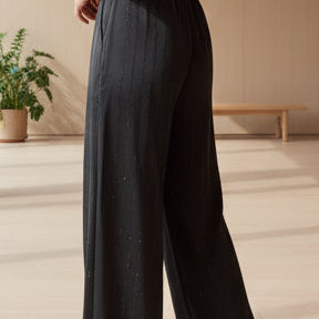 9291-ensemble deux pièces noir à rayures verticales scintillantes comprenant une chemise fluide à manches longues avec col classique, poches plaquées à rabat sur la poitrine et boutons à l&