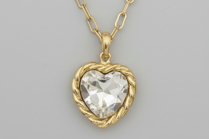 T004 NIIKI PARIS Collier coeur techni transparent couleur disponible Crystal (blanc) vert,bleuet rouge.Boucles d oreilles assorties (  En stock ou sur précommande)