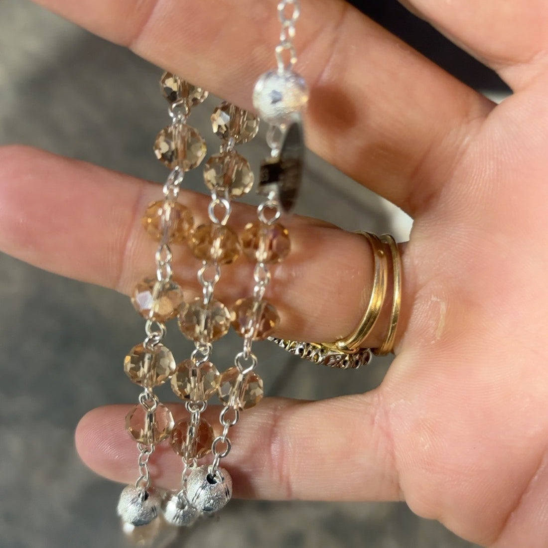 Chapelet beige rosé de Lourdes en plaqué argent, photo réelle