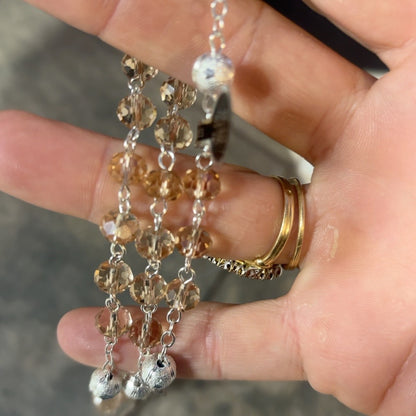 Chapelet beige rosé de Lourdes en plaqué argent, photo réelle